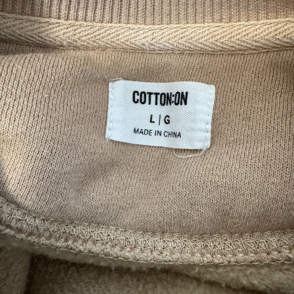 Cotton on tan sweatshirt woman’s large - Picture 6 of 8